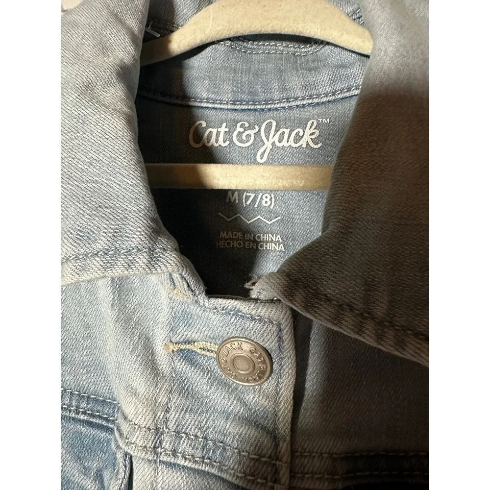 Cat & Jack Kids Light Wash Denim Vest Size M 7/8 Blue Jean Vest Distressed Hem
